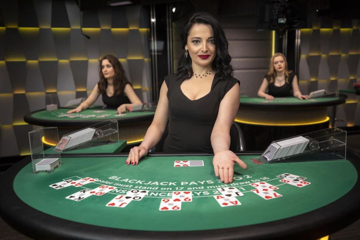 27 Eternal Hot Live Casino